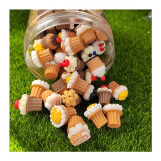 Dekoratīvas viltotas kūciņas